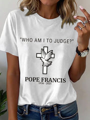 Camiseta Who Am I to Judge para mujer